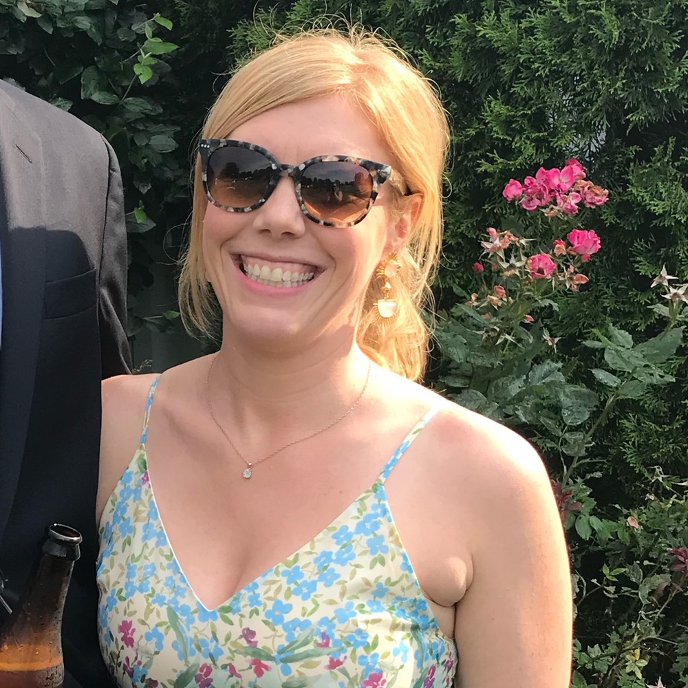 Meet your Posher, Dana